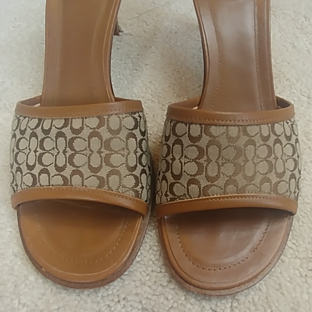 Coach Heels - Picture 4 of 5